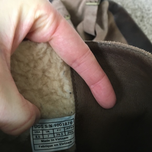 Ugg tall leather boots with zipper size 8.5 - Picture 7 of 8